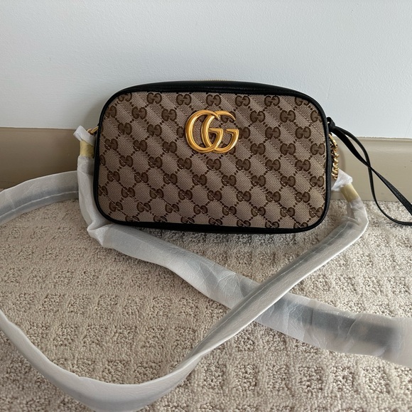BRAND NEW Gucci GG Marmont Small Shoulder Bag - Picture 2 of 10